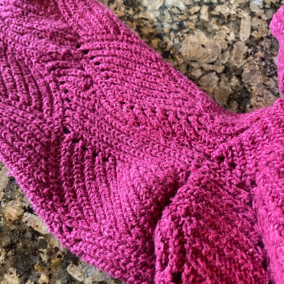 Pretty Raspberry Sundance Sweater - Picture 4 of 6